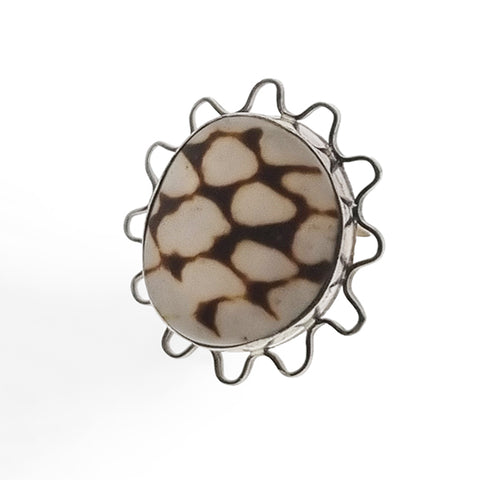 925 Sterling Silver and Shell Ring